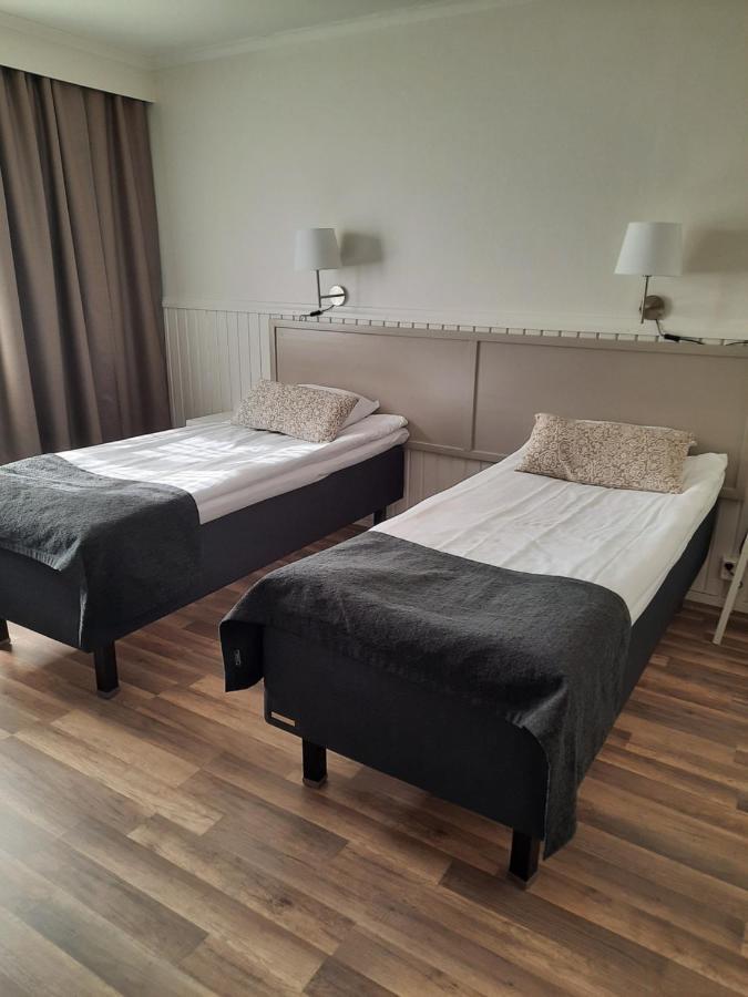 Juthbacka Hotell Uusikaarlepyy Exteriér fotografie