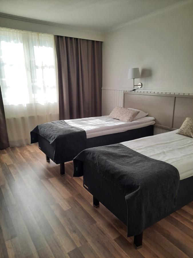 Juthbacka Hotell Uusikaarlepyy Exteriér fotografie